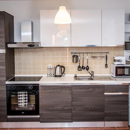 Apartment Roko Osijek Buitenkant foto