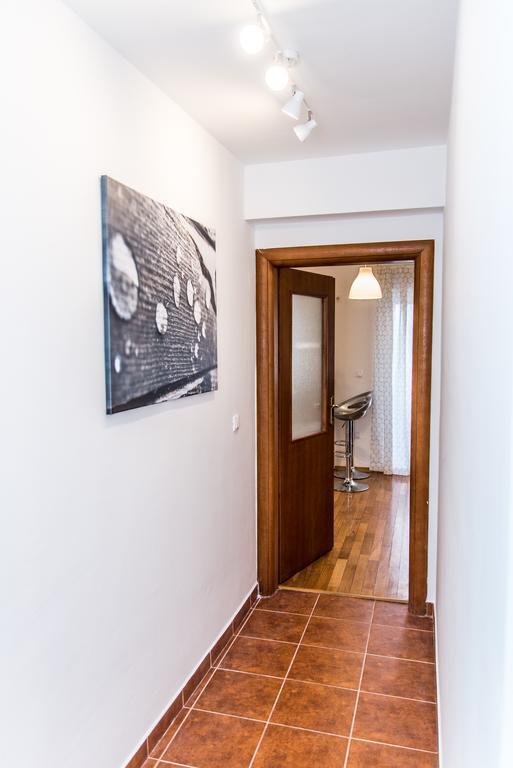 Apartment Roko Osijek Buitenkant foto