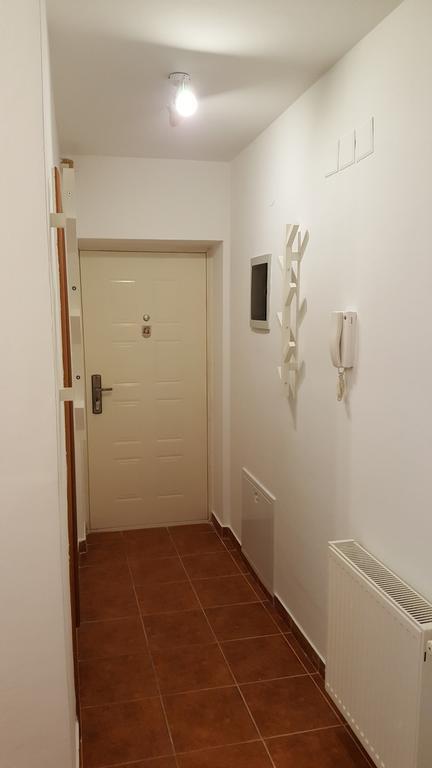 Apartment Roko Osijek Buitenkant foto